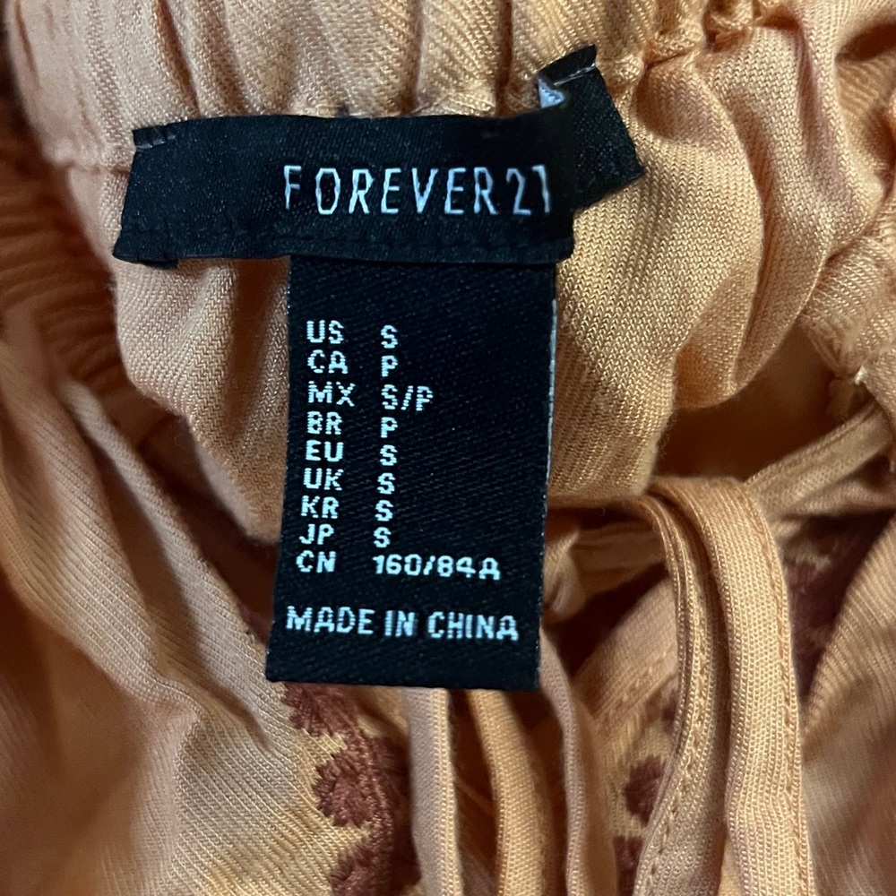 Forever 21 Apricot Blouse with Embroidered Puff Sleeves - Picture 3 of 3